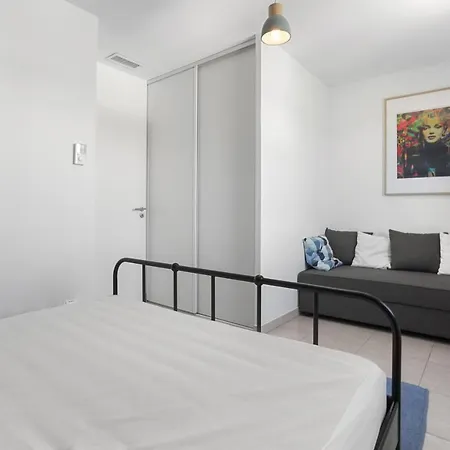 Maison Au Calme Proche Village Dom wakacyjny Grimaud
